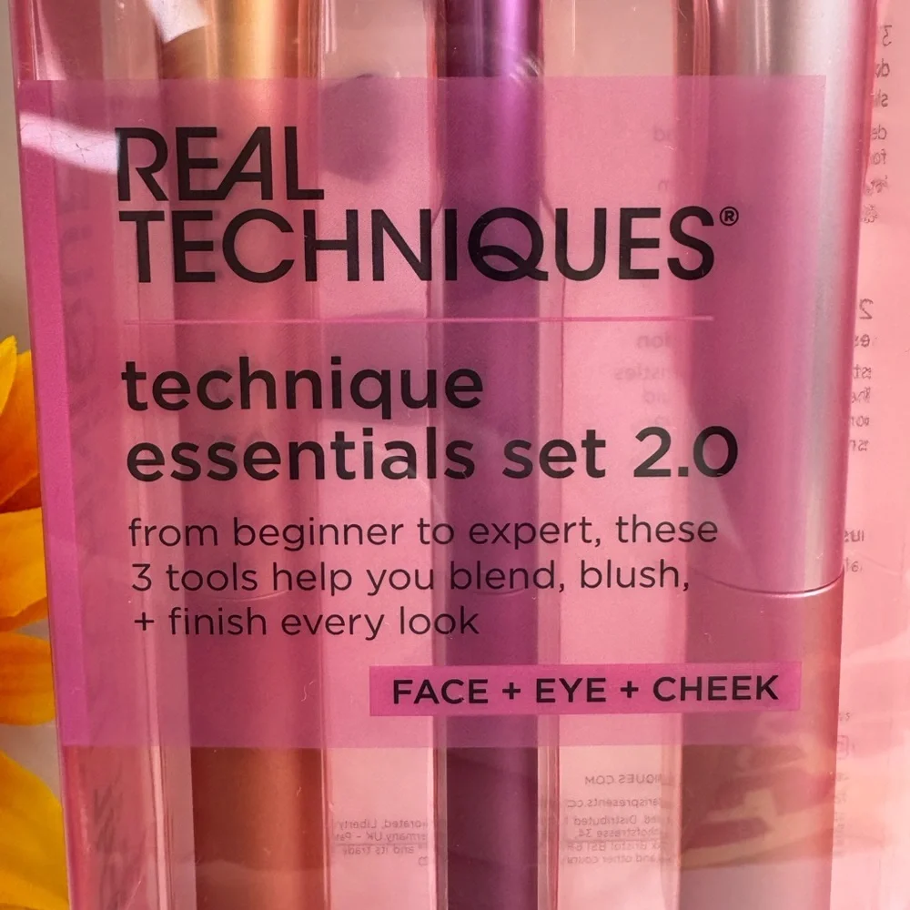 Real Techniques essential set